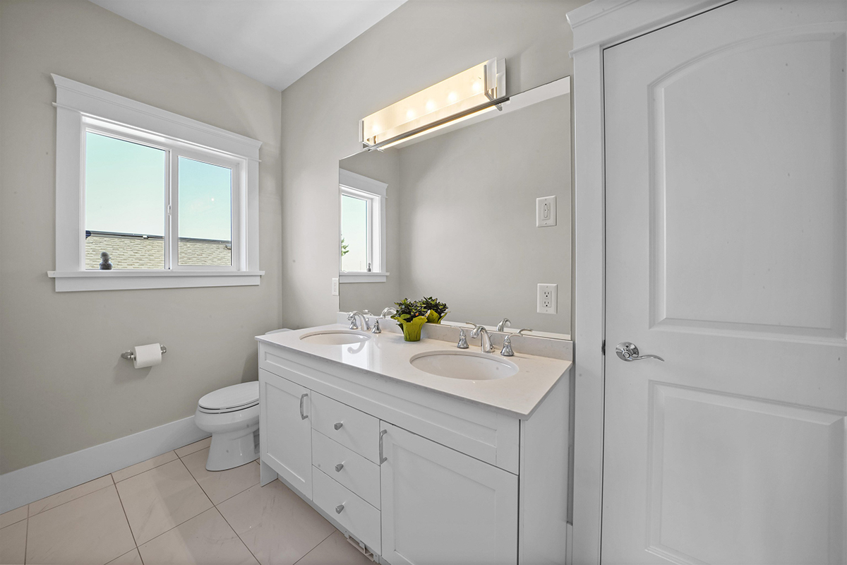 3565 Mcgill Street, Vancouver 18