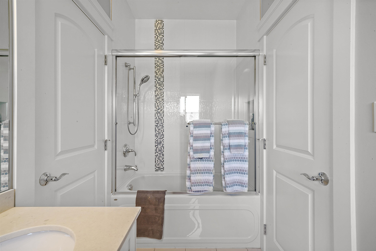 3565 Mcgill Street, Vancouver 25