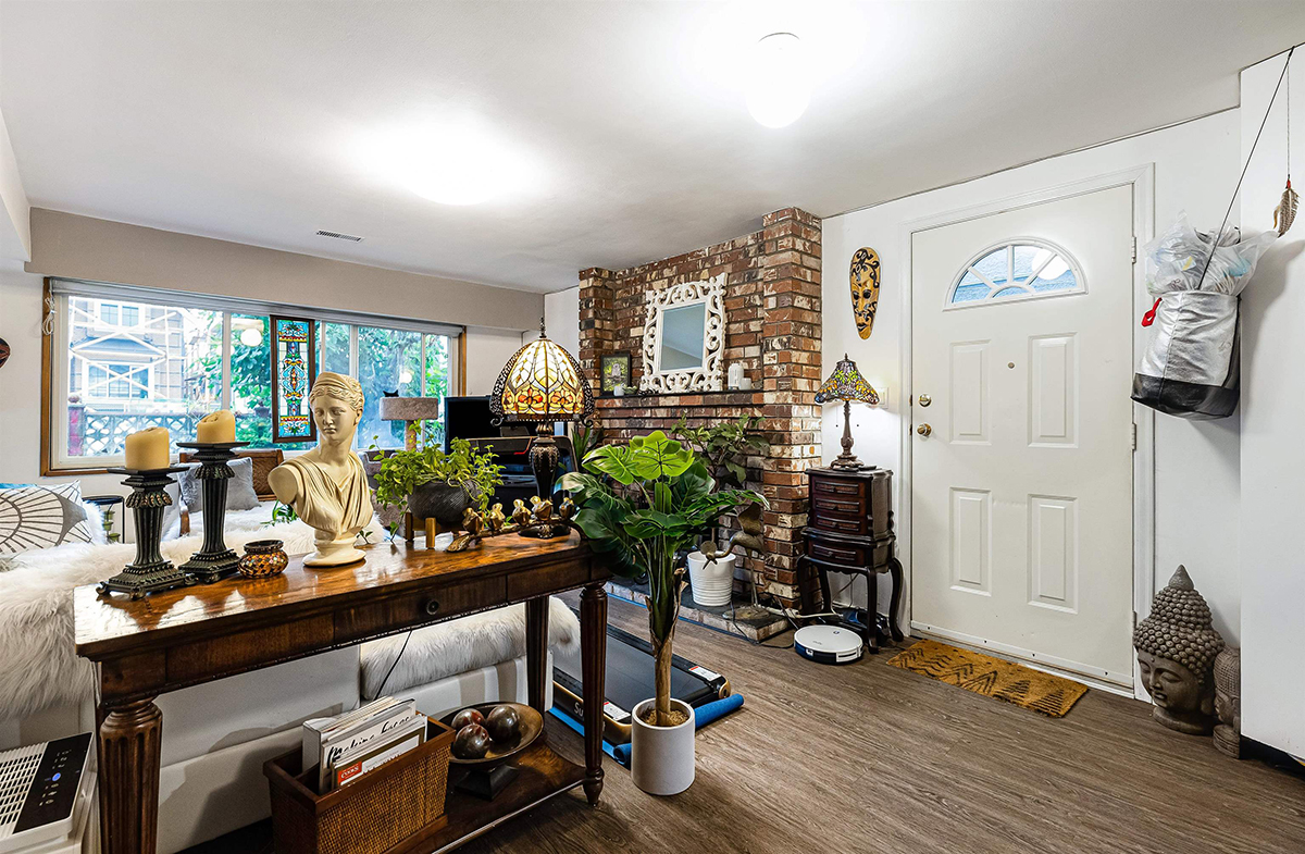 4321 Frances Street, Burnaby 13