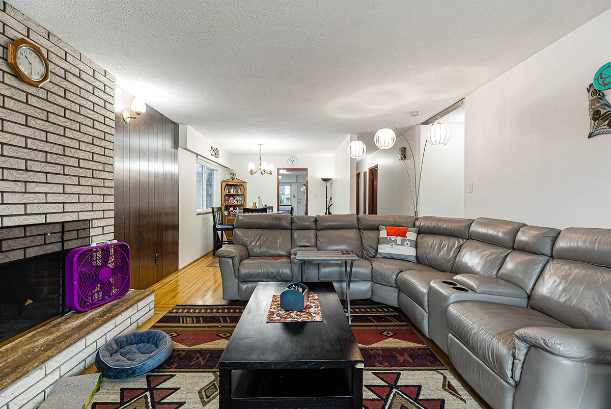 4321 Frances Street, Burnaby 3