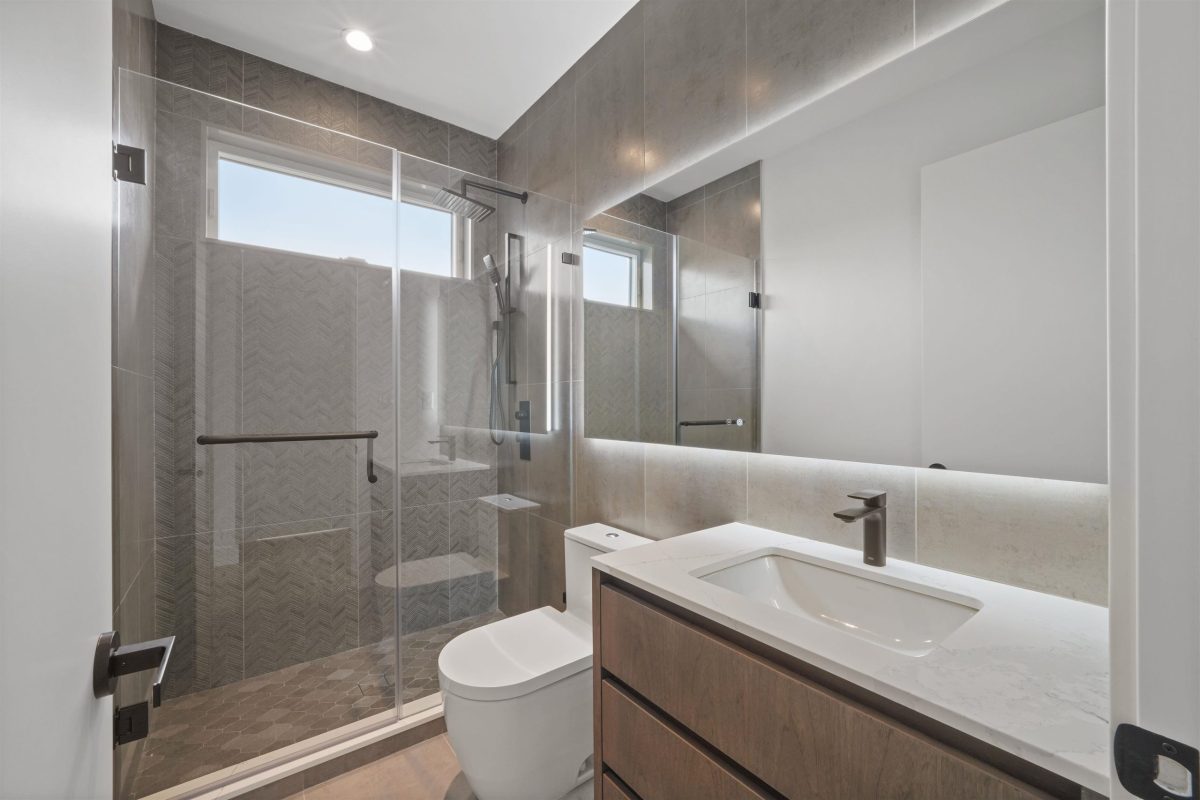 3981 Yale Street, Burnaby 29