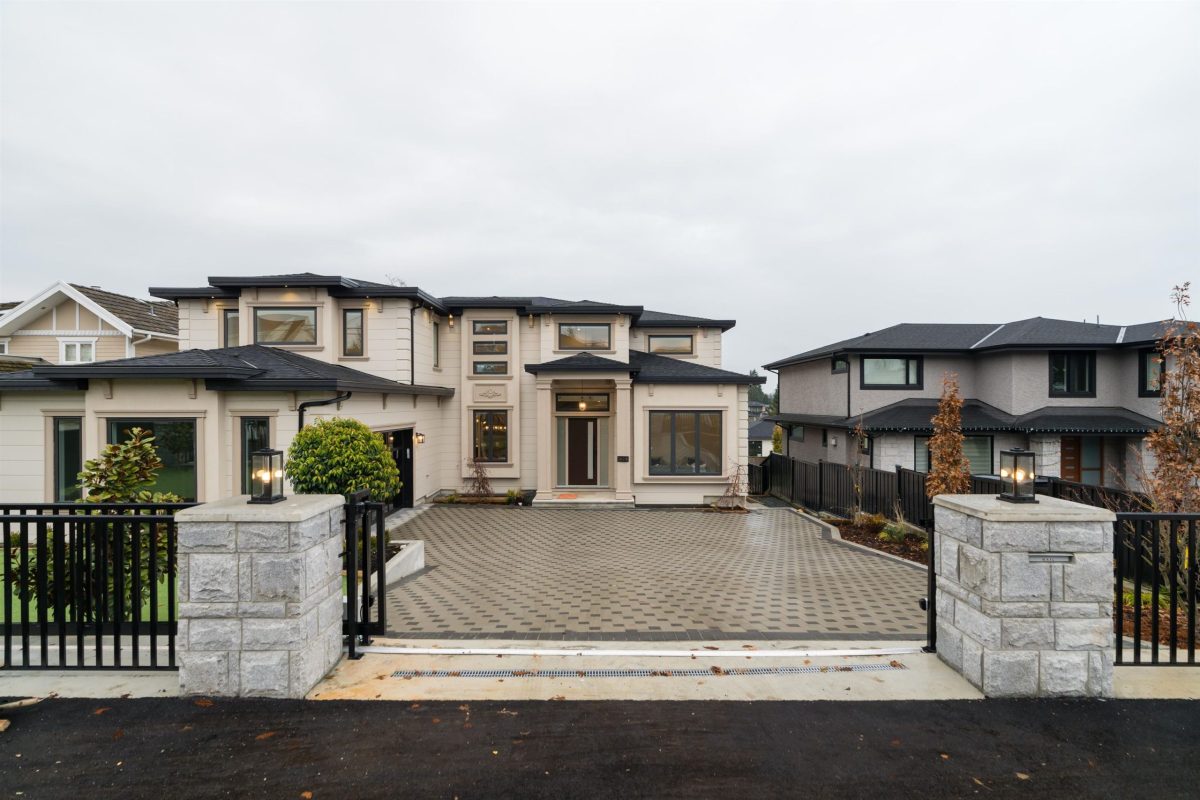 1618 Springer Avenue, Burnaby North