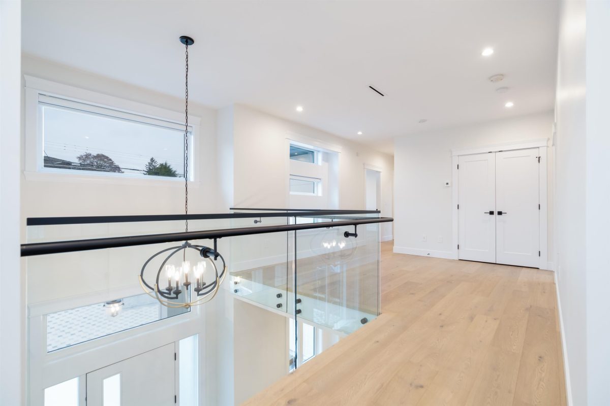 1618 Springer Avenue, Burnaby North 20