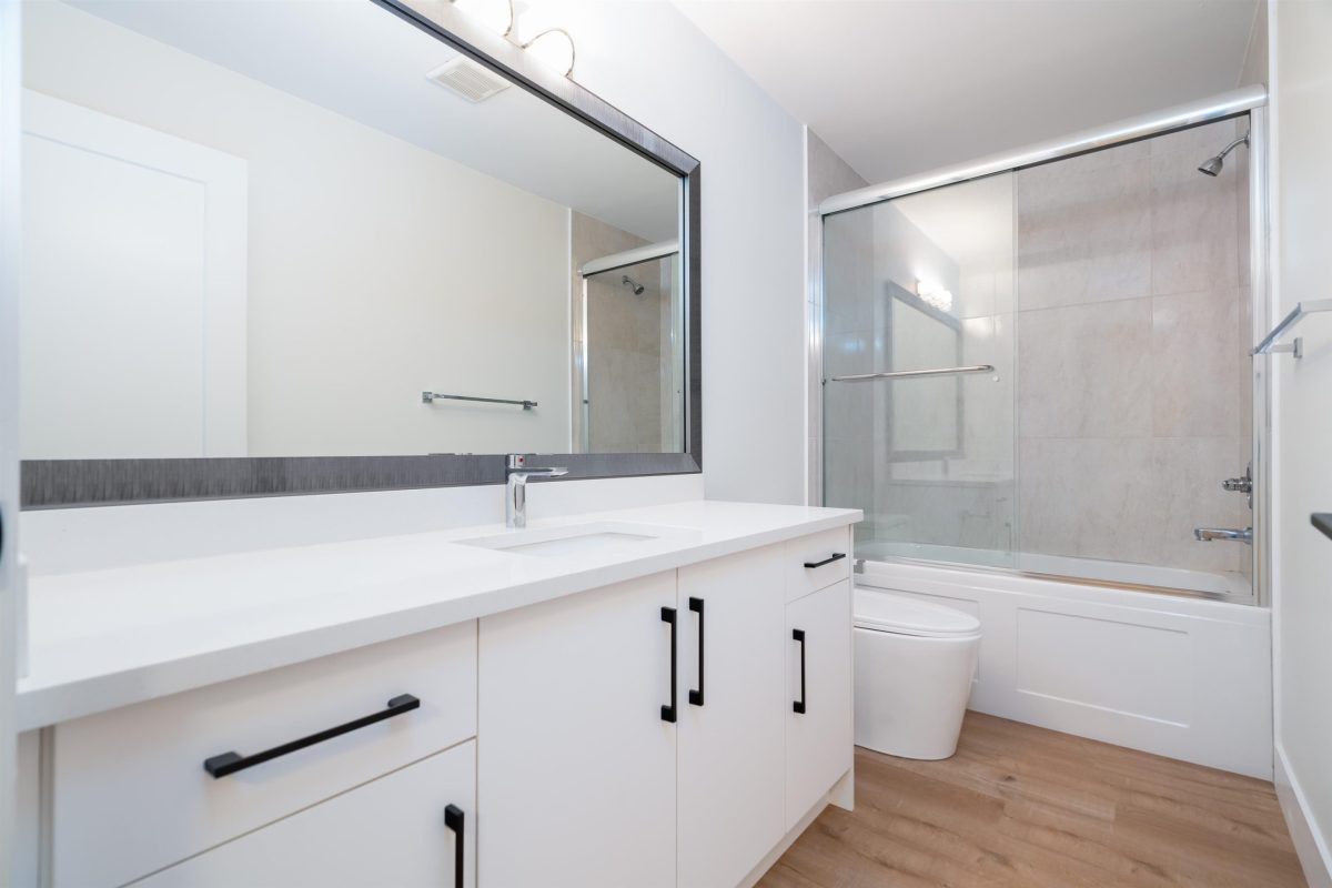 1618 Springer Avenue, Burnaby North 32