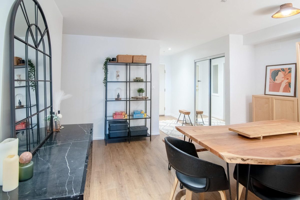 219 3 Rialto Court, New Westminster 4