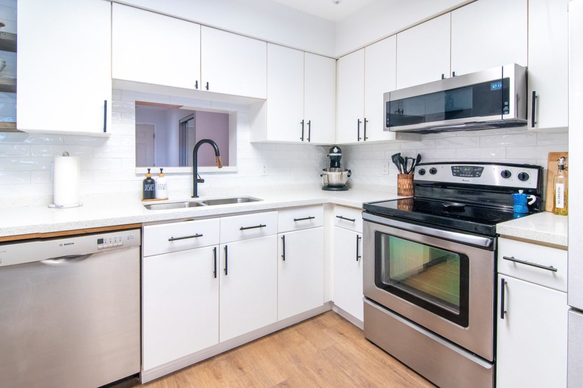 219 3 Rialto Court, New Westminster 7