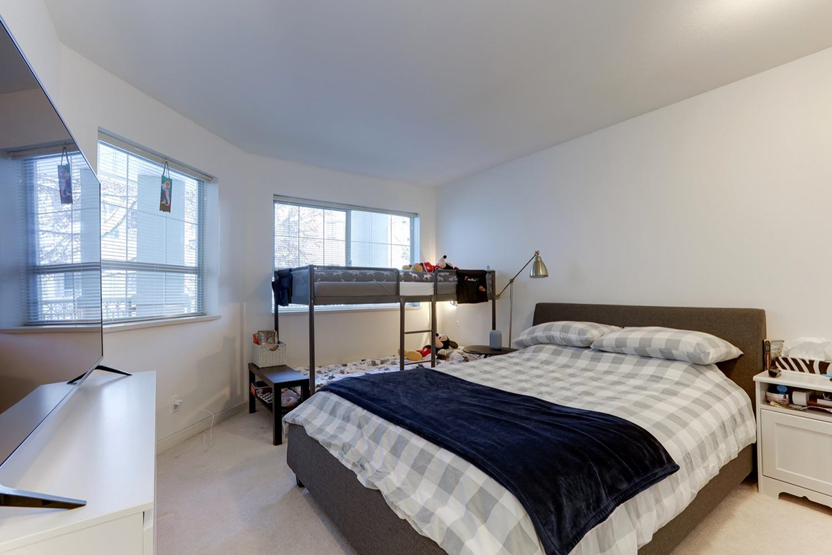205 15268 105 Avenue, Surrey 12