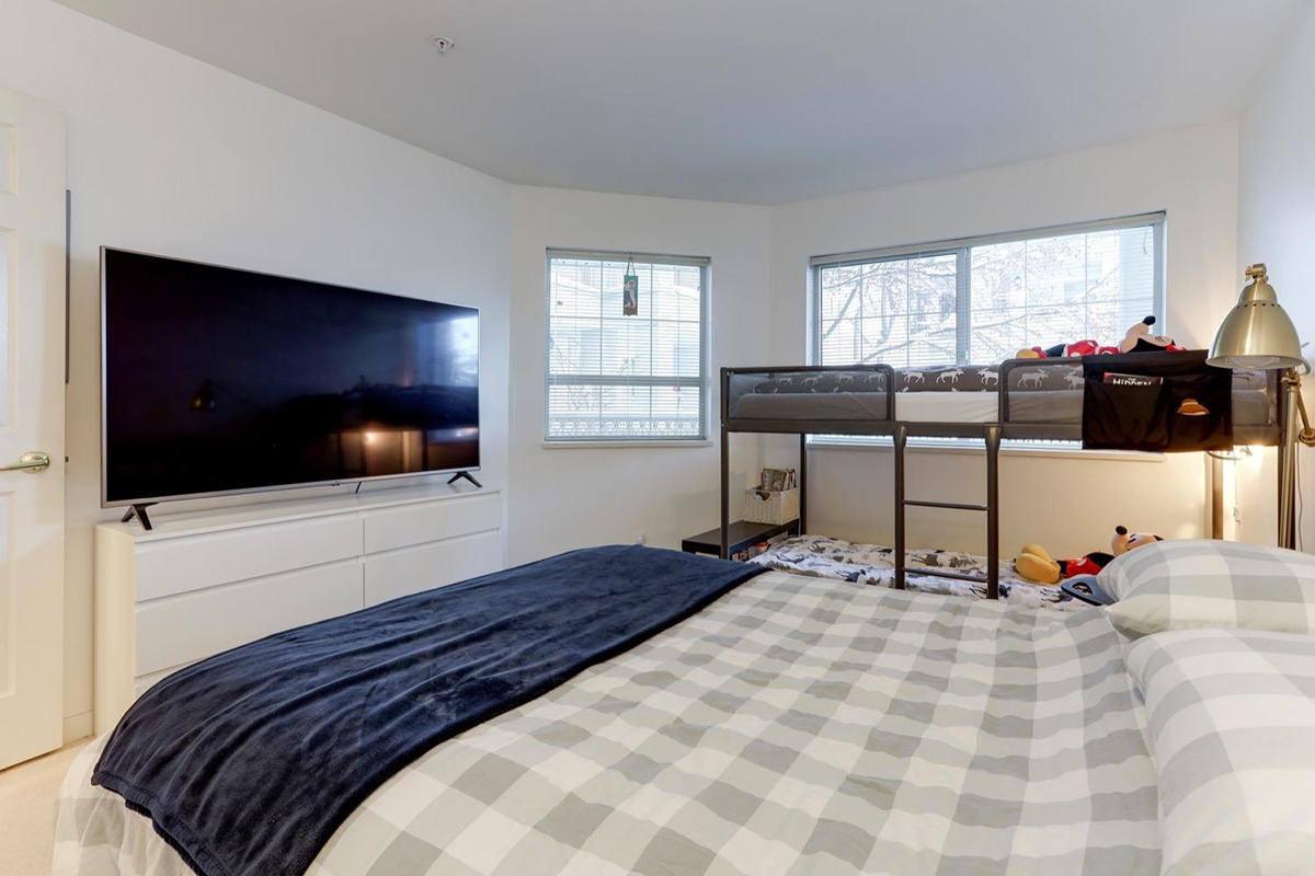 205 15268 105 Avenue, Surrey 14