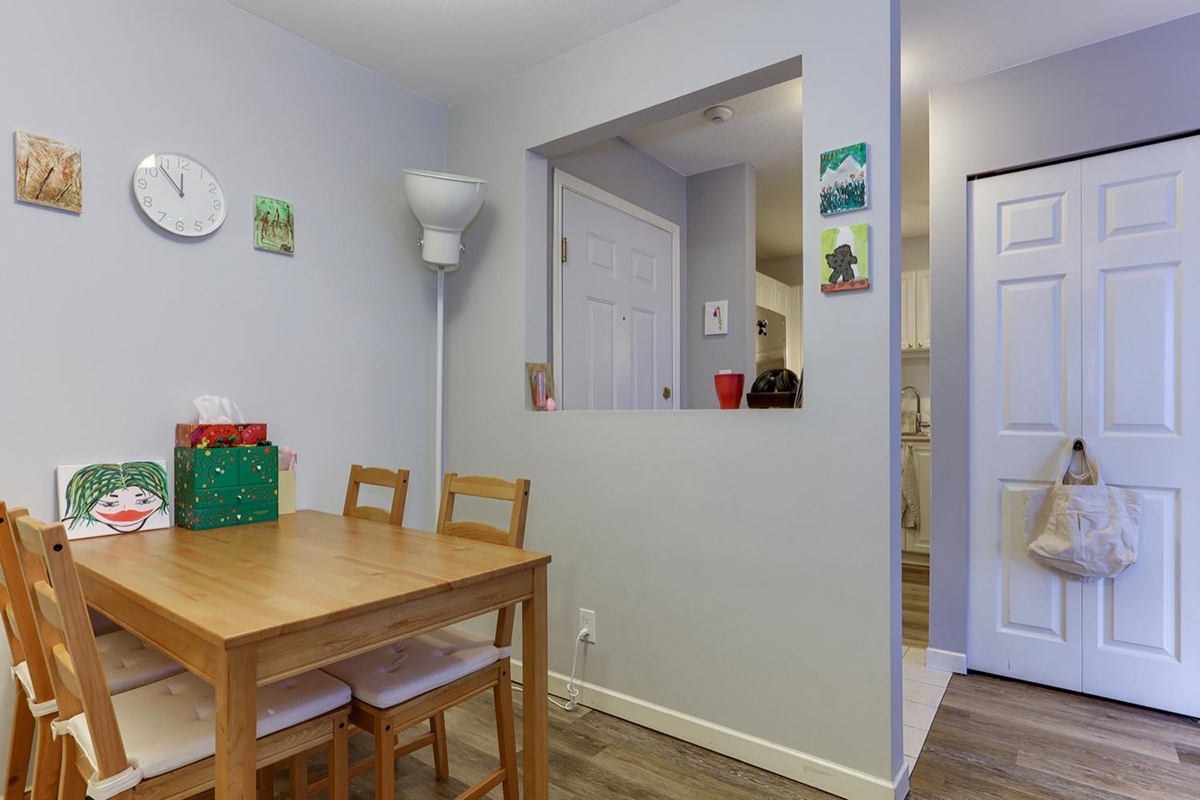 205 15268 105 Avenue, Surrey 8