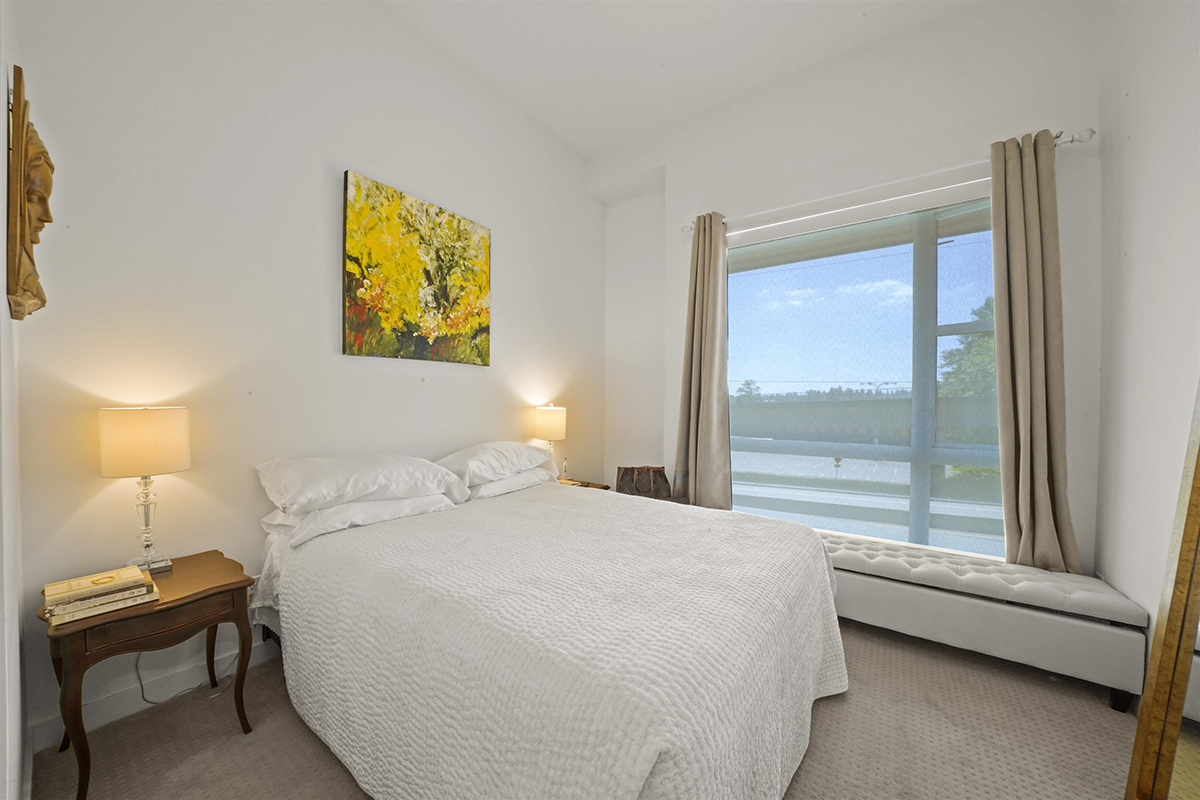 5483 Lougheed Highway, Burnaby 11