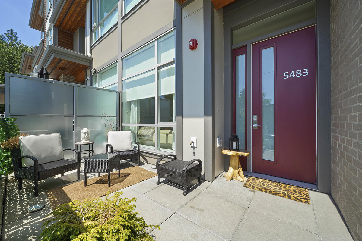 5483 Lougheed Highway, Burnaby 3