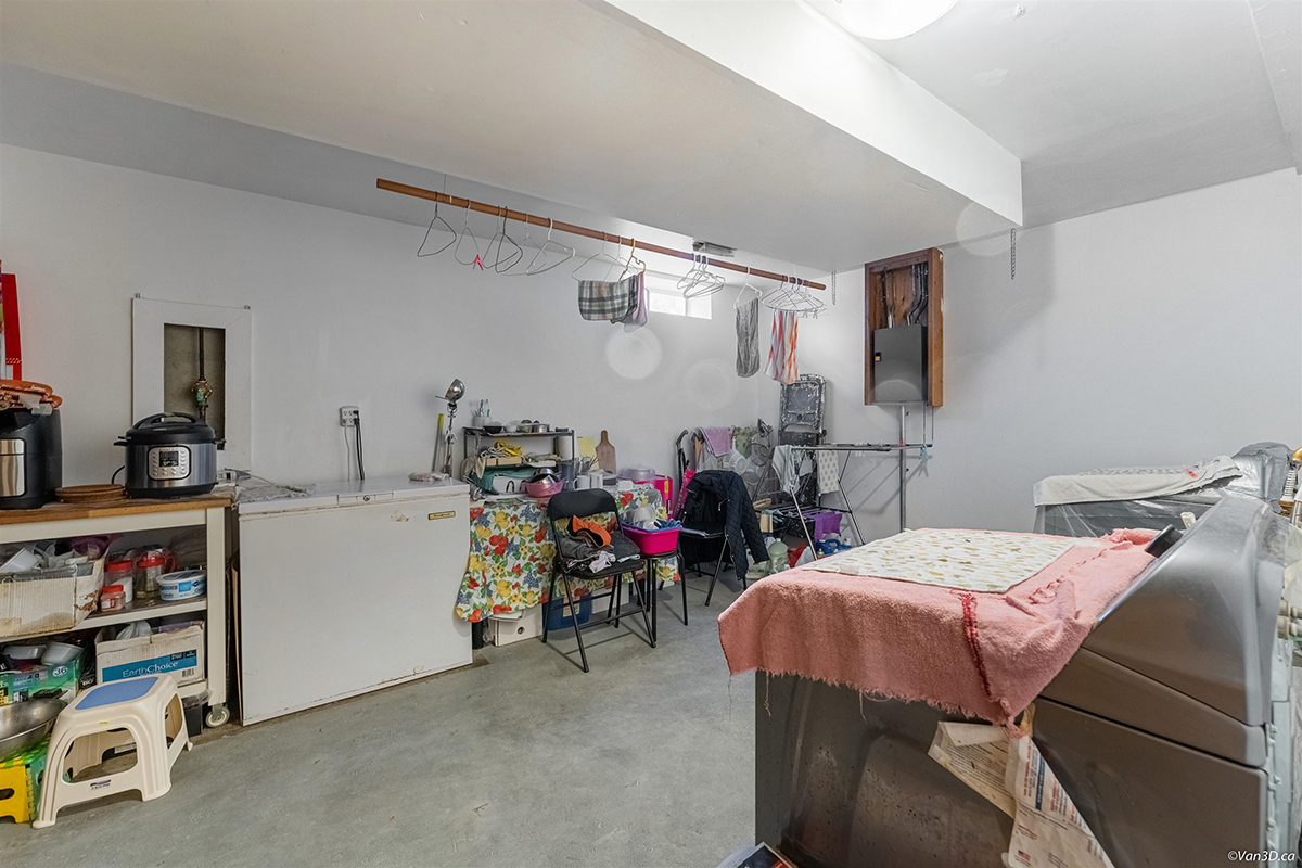 101 3180 E 58th Avenue, Vancouver 17