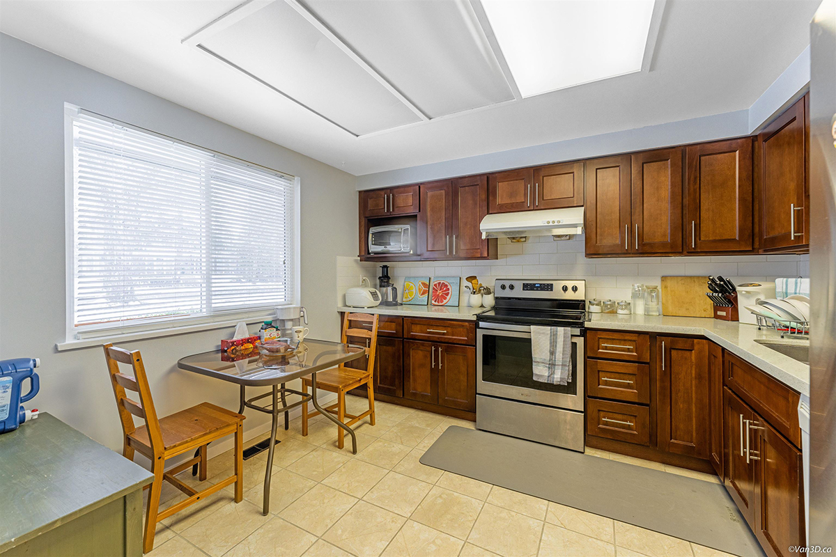 101 3180 E 58th Avenue, Vancouver 7