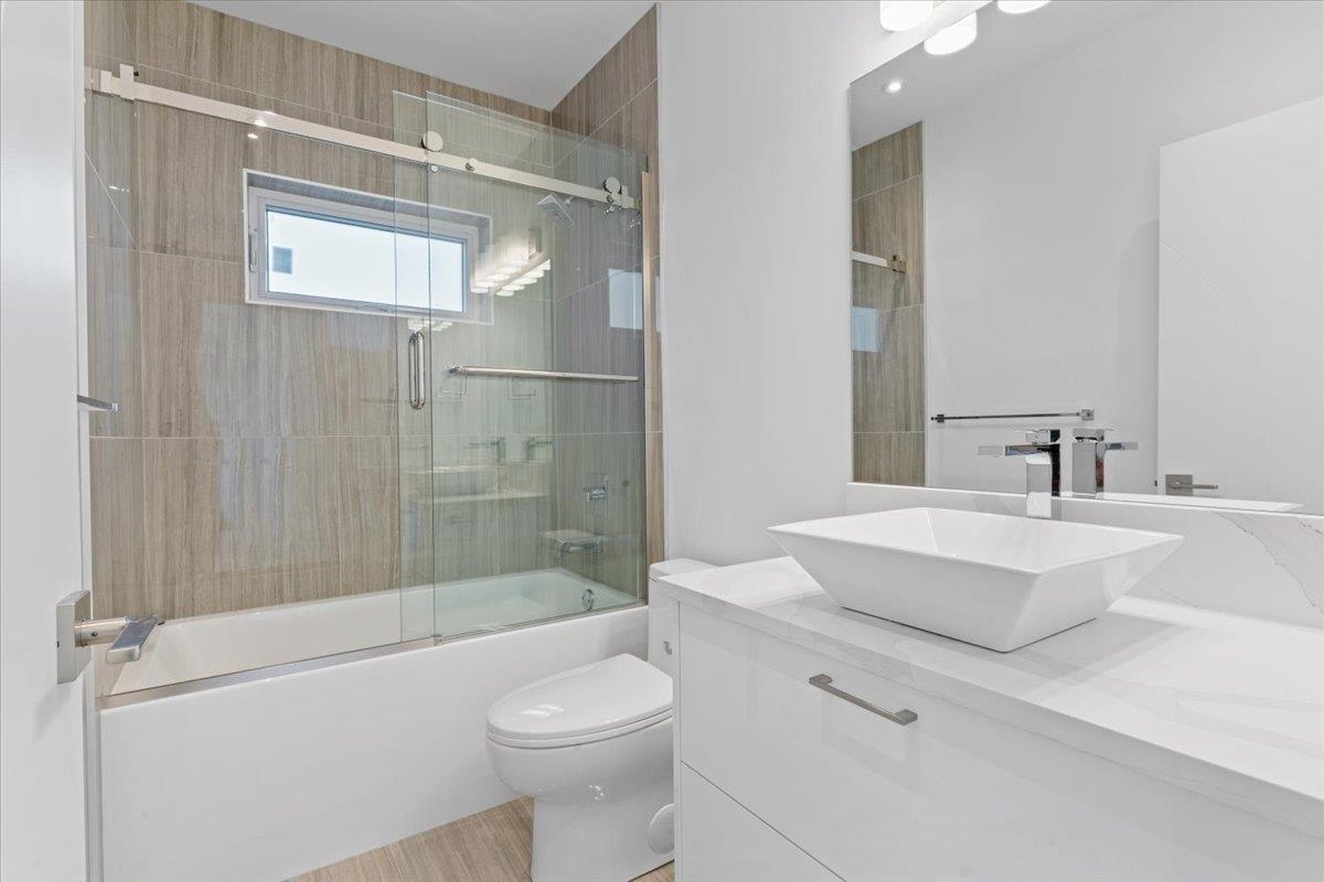 340 Ridgeway Avenue, North Vancouver 13