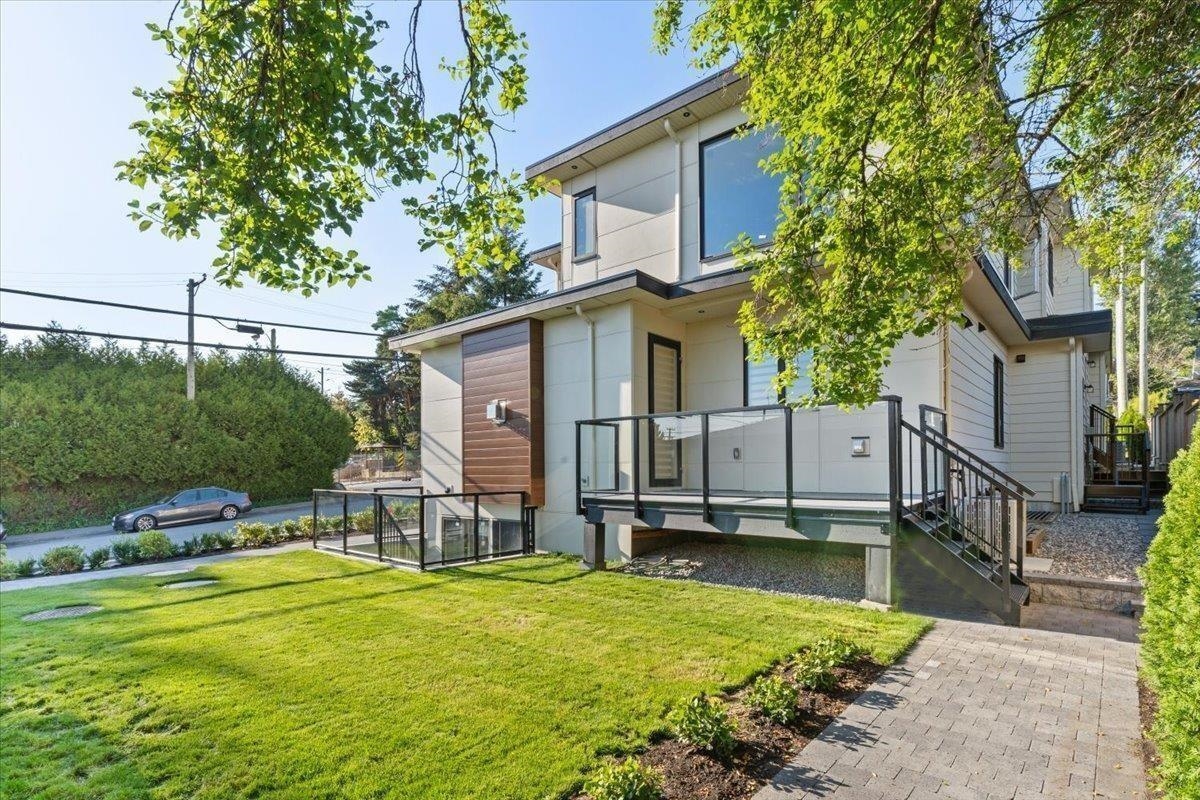 340 Ridgeway Avenue, North Vancouver 15