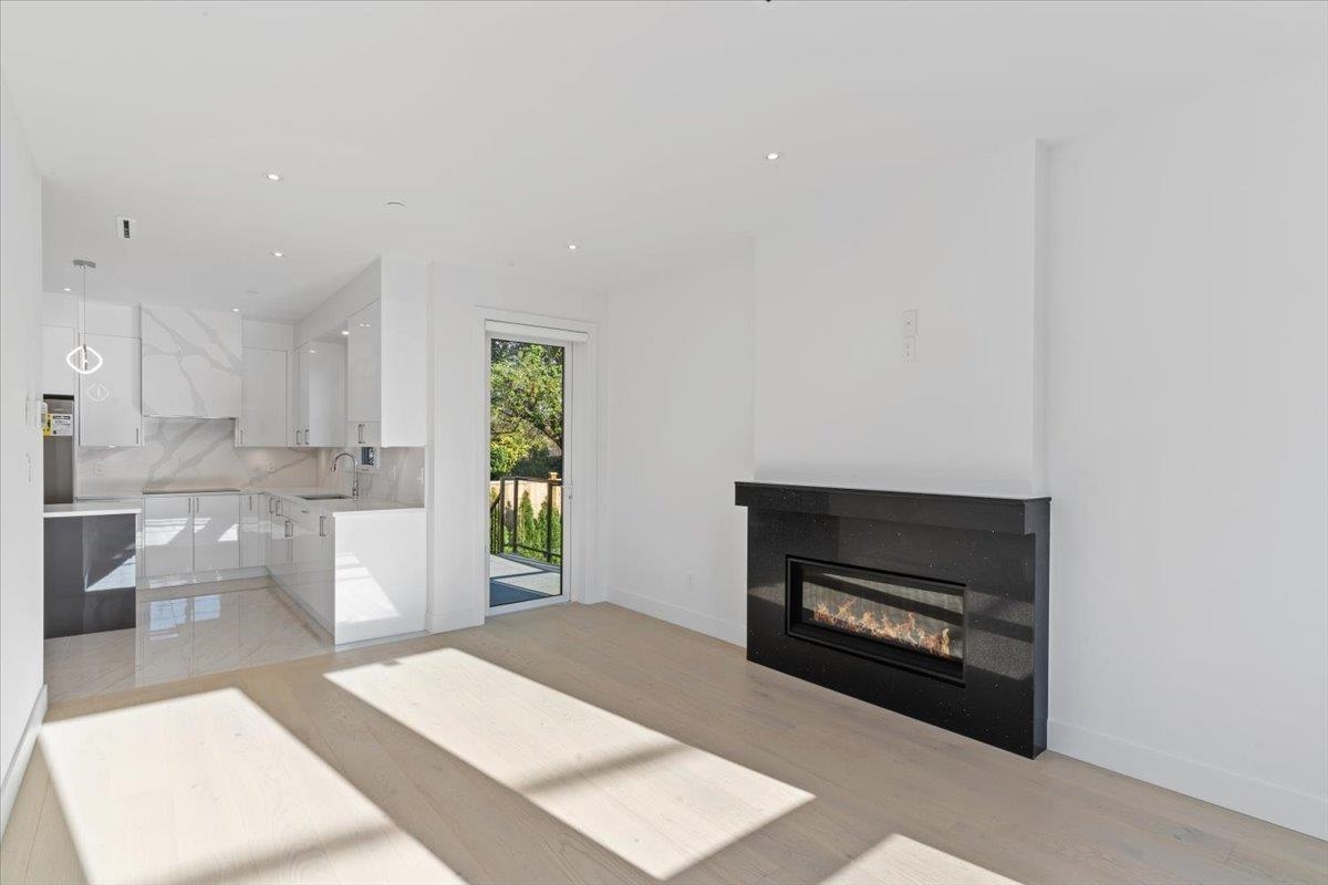 340 Ridgeway Avenue, North Vancouver 5