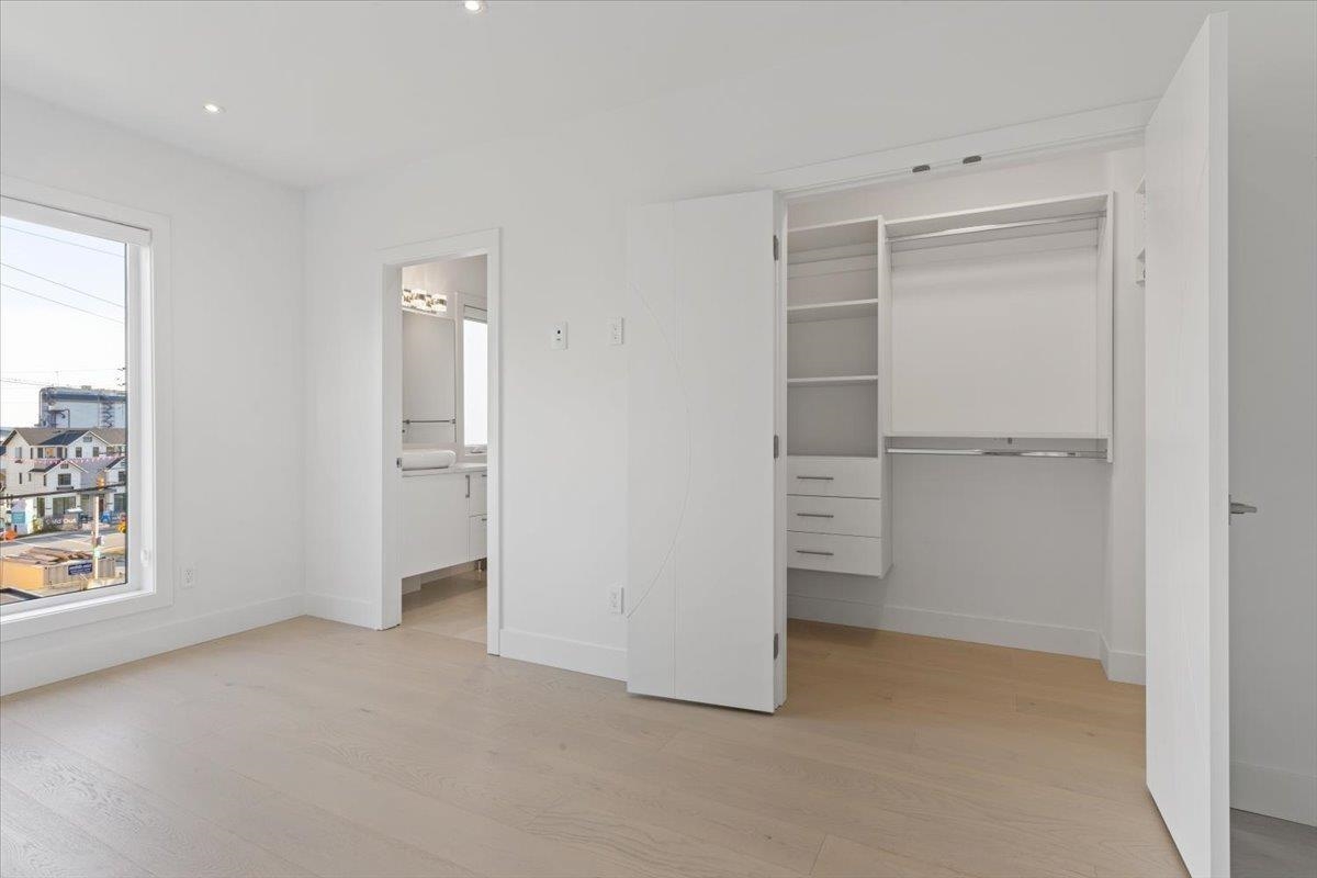 340 Ridgeway Avenue, North Vancouver 8