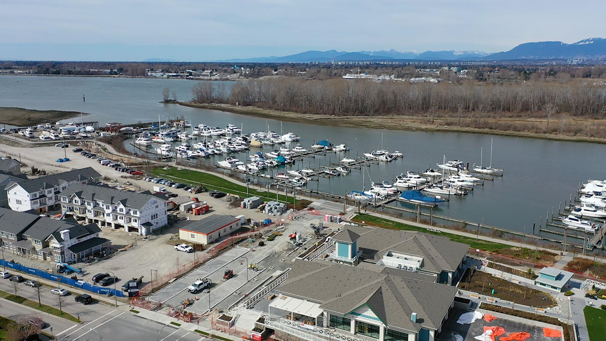 46 5510 Admiral Way, Ladner 33