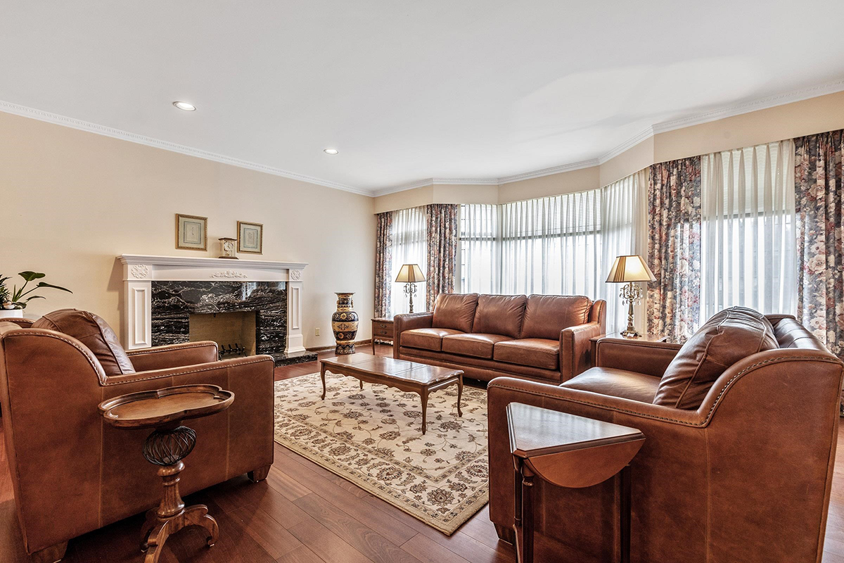 7837 Meadowood Drive, Burnaby 2