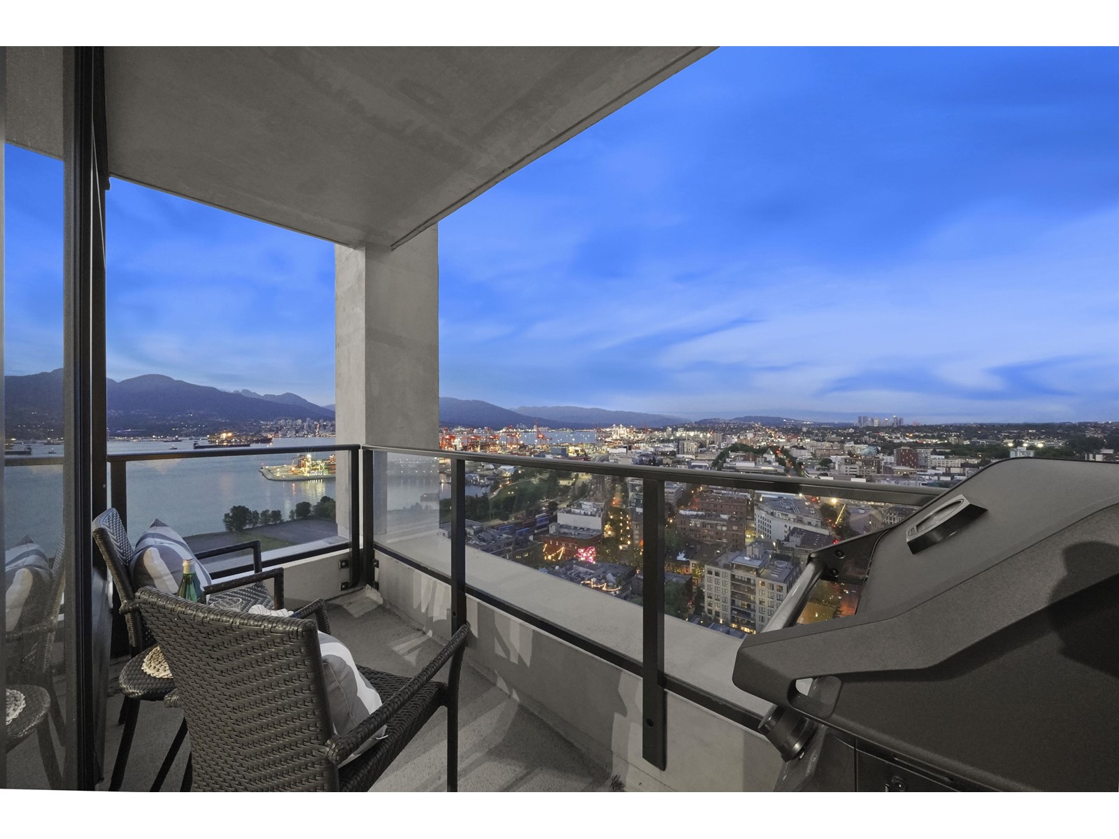 2701 108 W CORDOVA STREET 20