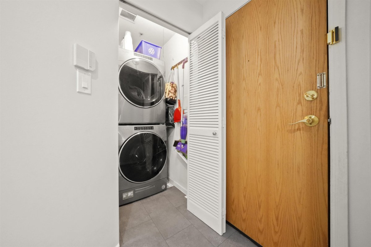 211 3131 Main Street, Vancouver 17