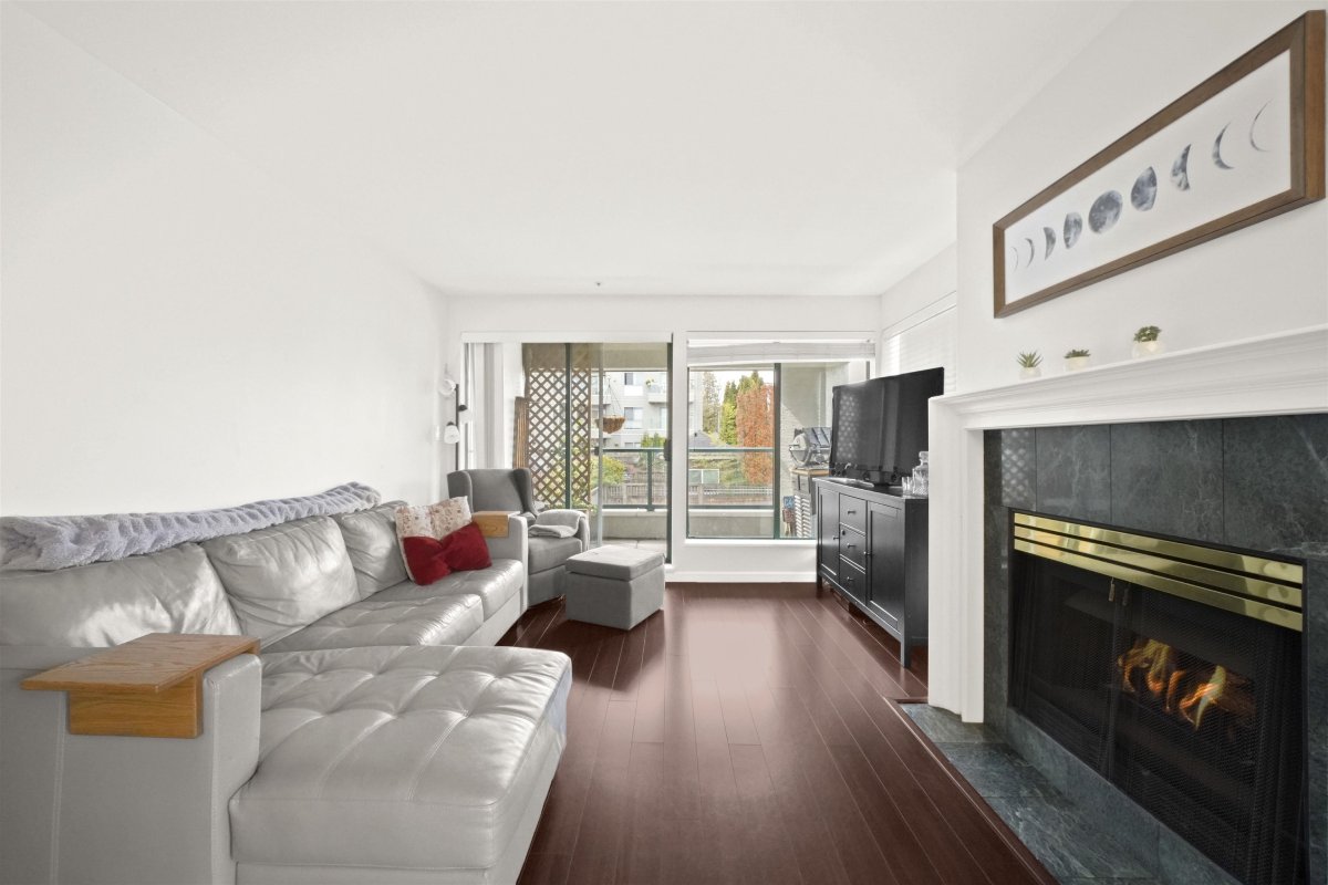 211 3131 Main Street, Vancouver 4