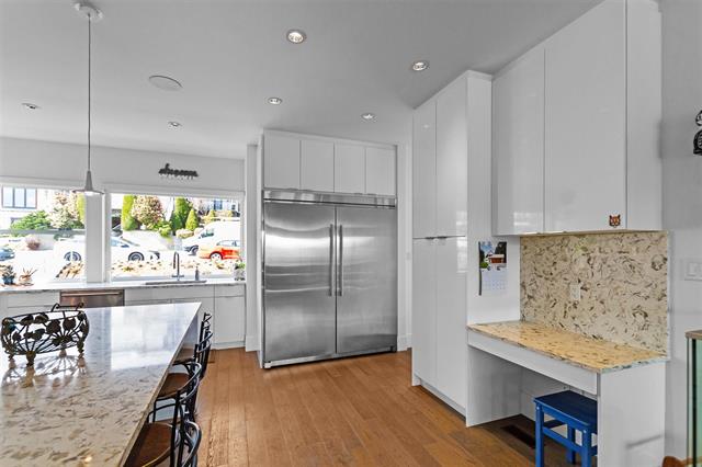 110 N WARWICK AVENUE 14