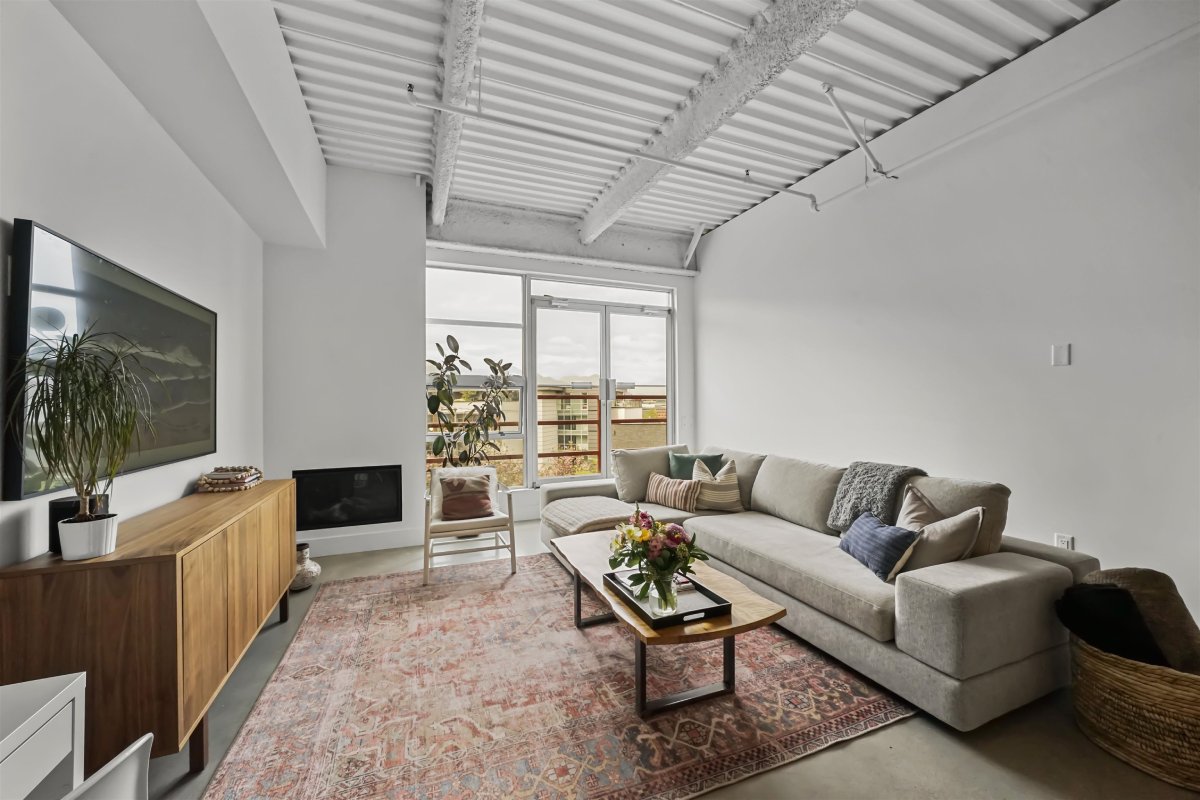 309 272 E 4th Avenue, Vancouver 4