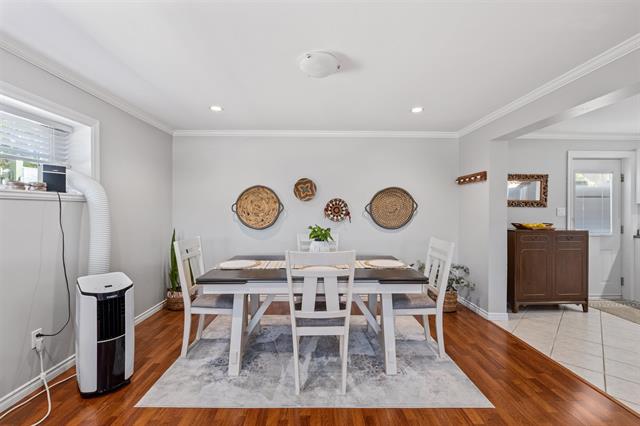 4886 FAIRLAWN DRIVE 16
