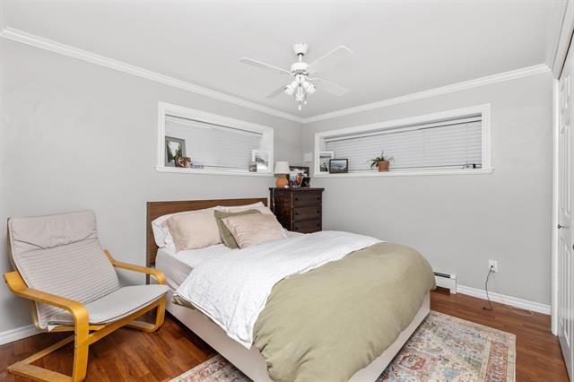 4886 FAIRLAWN DRIVE 23