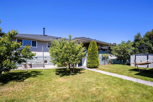 4886 FAIRLAWN DRIVE 28