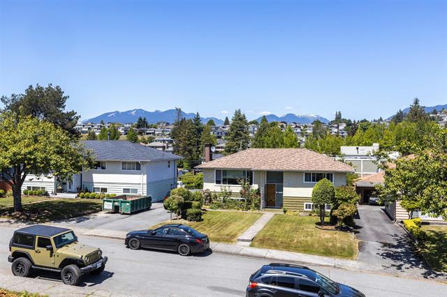4886 FAIRLAWN DRIVE 29