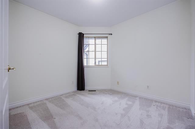21553 85B COURT 21
