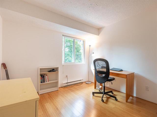8344 Aspenwood Place, Burnaby 10