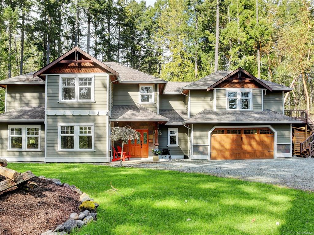 672 Stewart Mountain Rd, Highlands