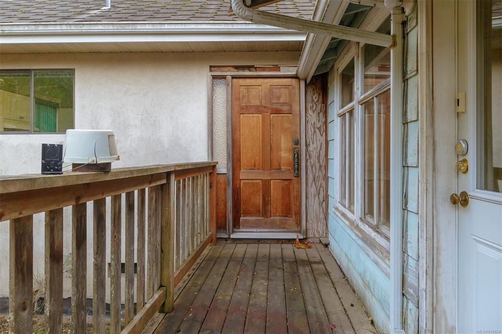 6613 Sooke Rd, Sooke 3
