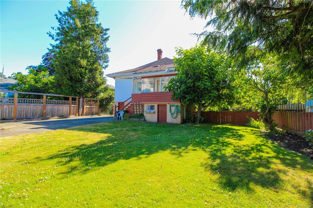1606 Bank St, Victoria 4