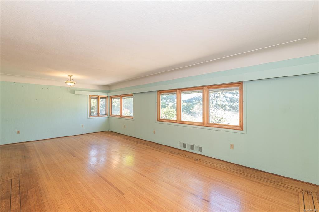 342 Foul Bay Rd, Victoria 6