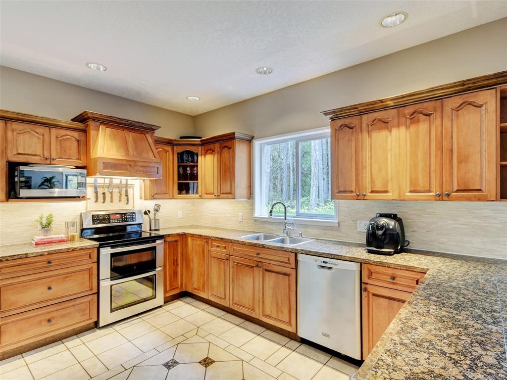 672 Stewart Mountain Rd, Highlands 7