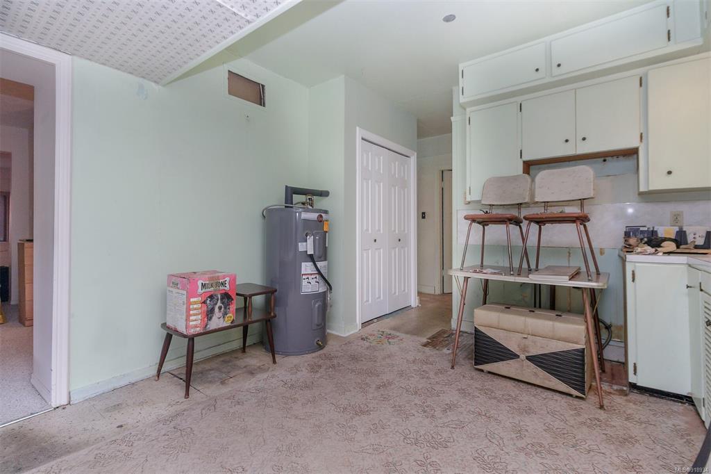 6613 Sooke Rd, Sooke 8