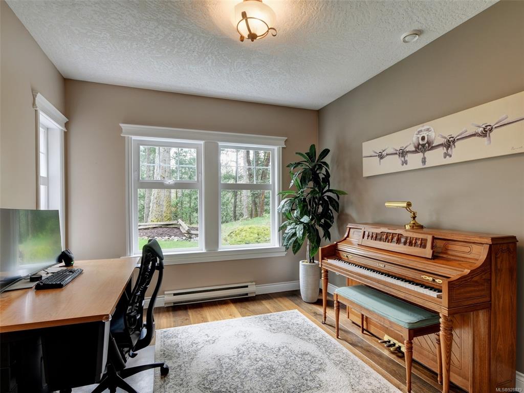 672 Stewart Mountain Rd, Highlands 9