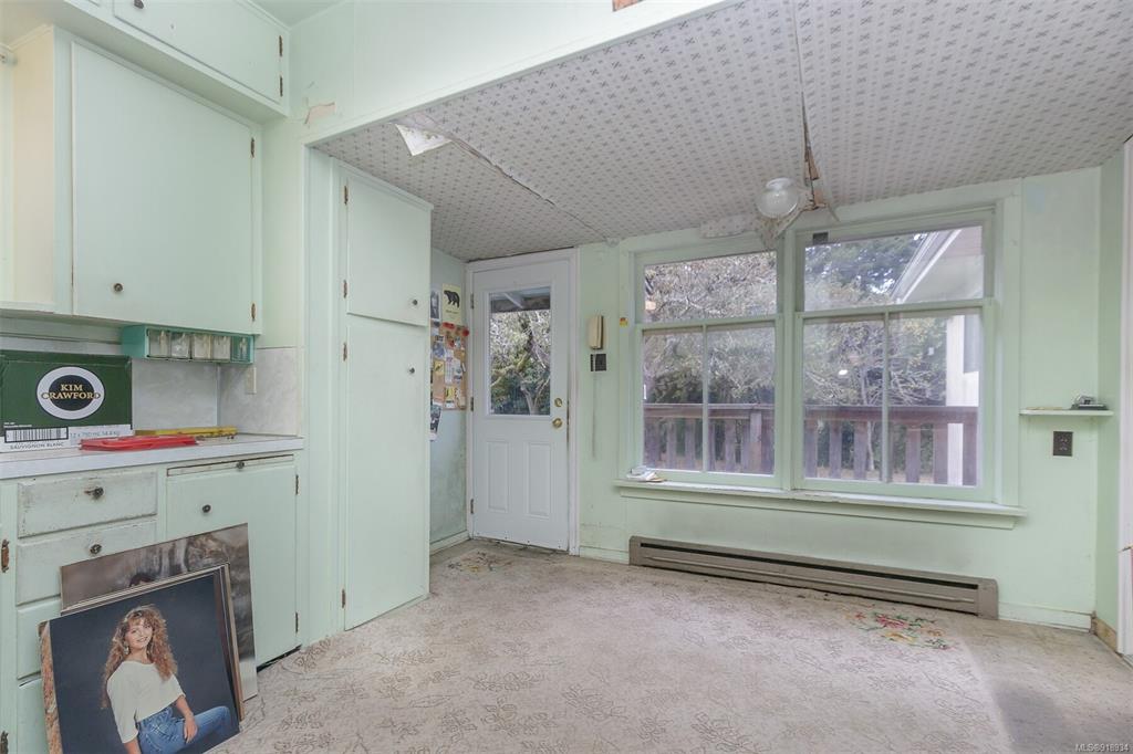 6613 Sooke Rd, Sooke 9