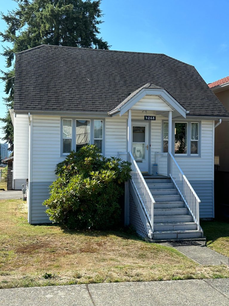 4268 Union St, Burnaby