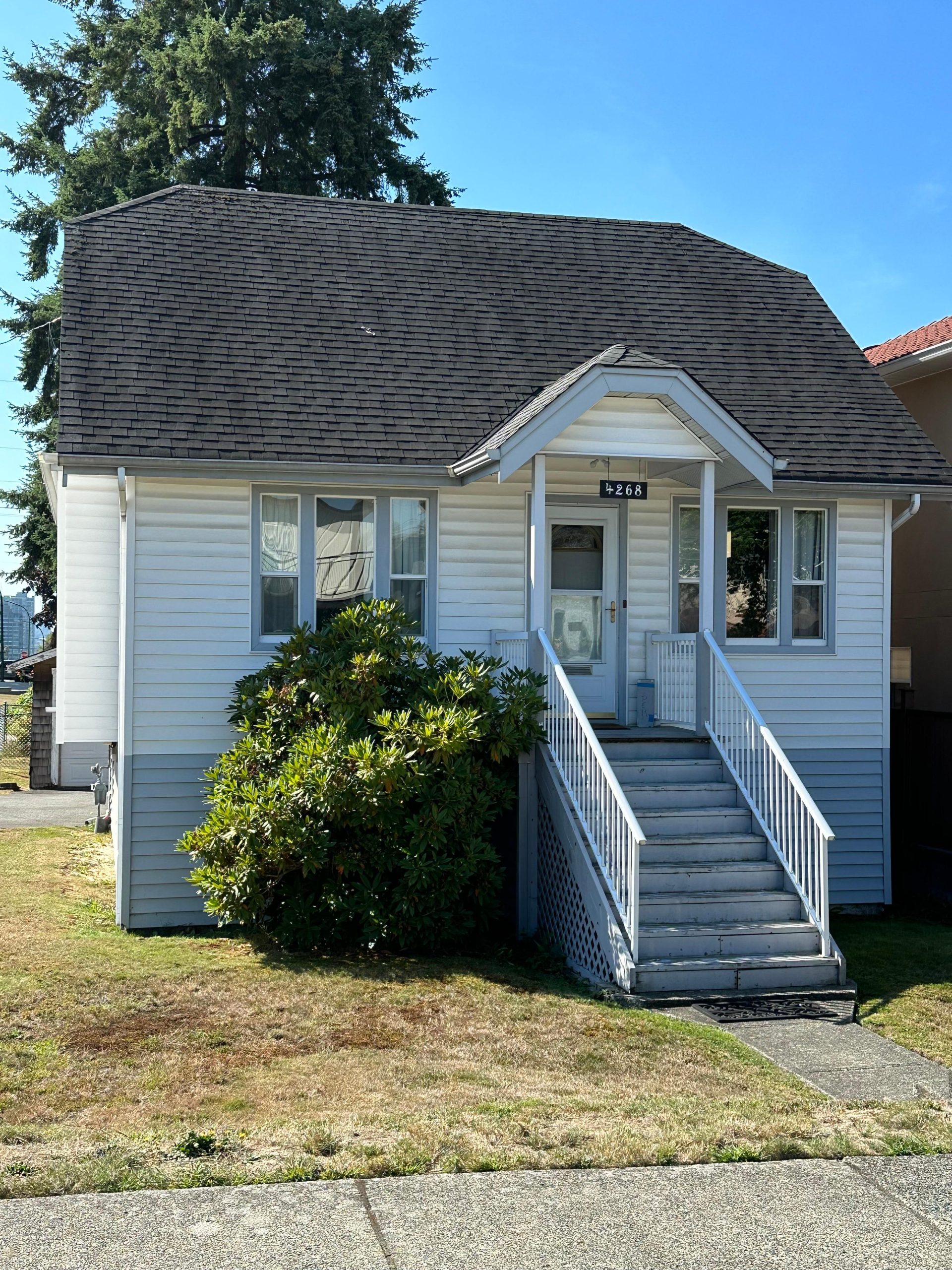 4268 Union St, Burnaby