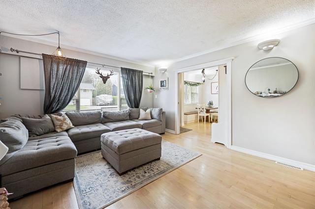 26953 28A Ave, Surrey 3