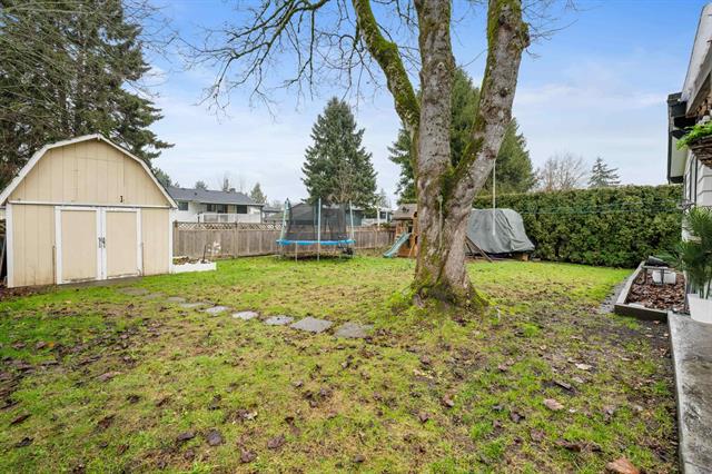 26953 28A Ave, Surrey 14