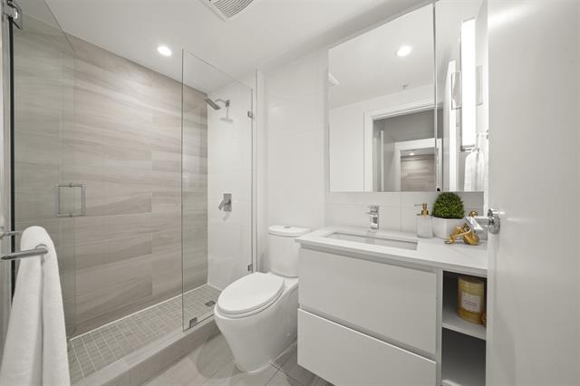 310 13655 Fraser Hwy, Surrey 21