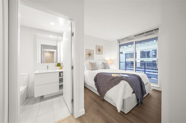 310 13655 Fraser Hwy, Surrey 27