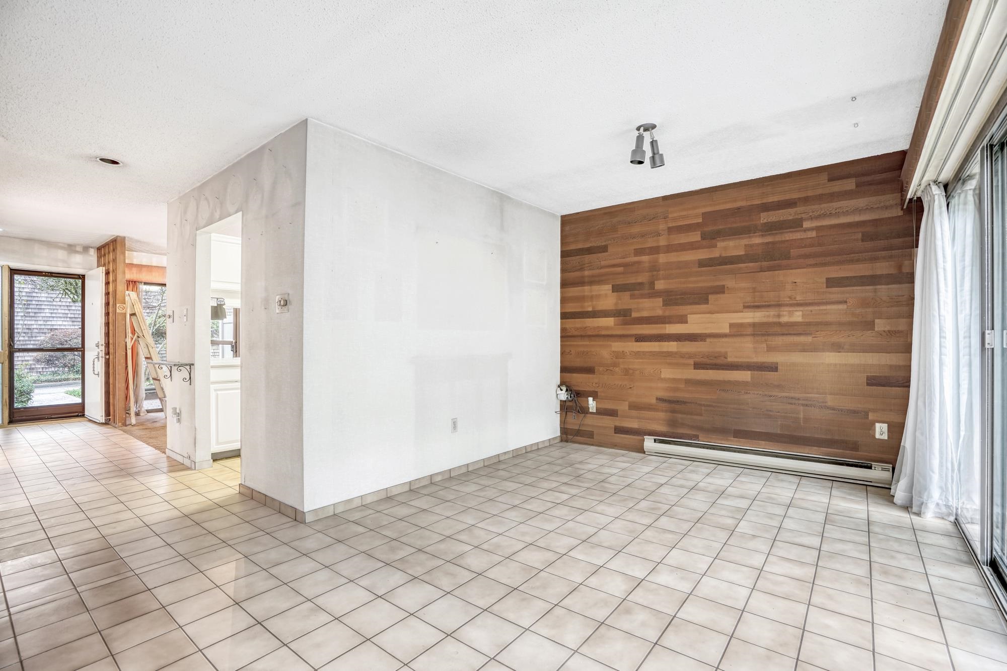 4220 BRIDGEWATER CRESCENT 14