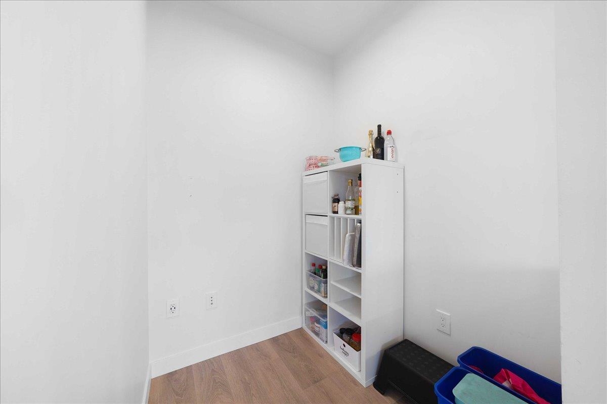 406 3018 ST GEORGE STREET 22